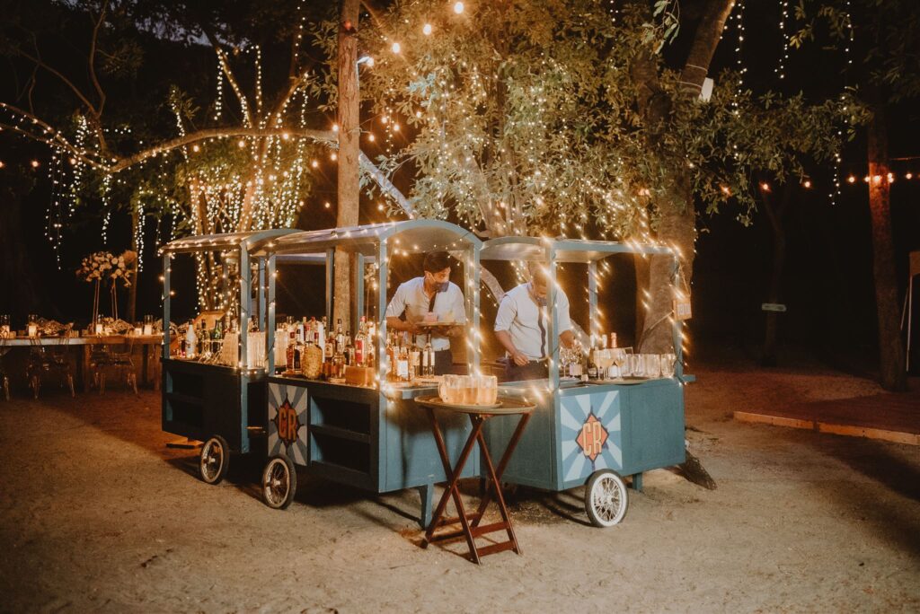 costa-rica-bar-cart-for-cocktails-with-decoration-of-lights