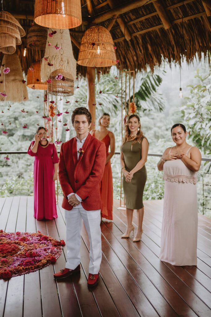 groom waiting for a bride