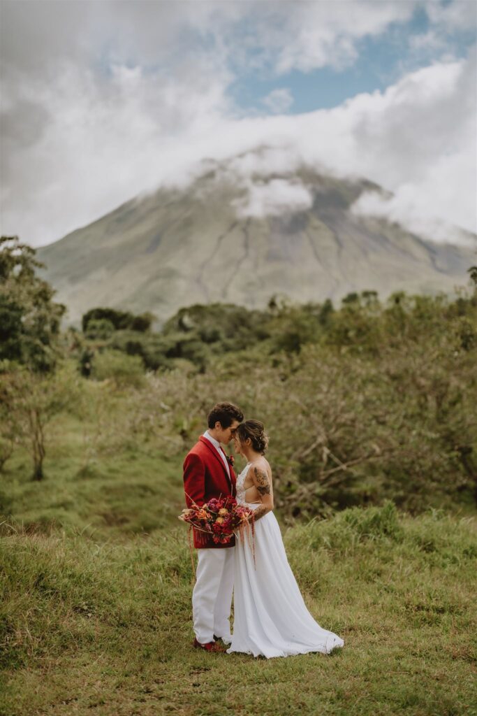 Jungle elopement Costa Rica