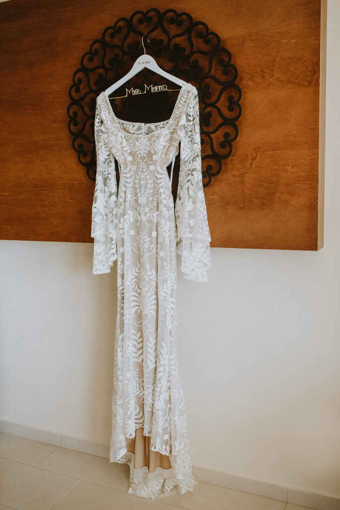 wedding dress for wedding in costa rica